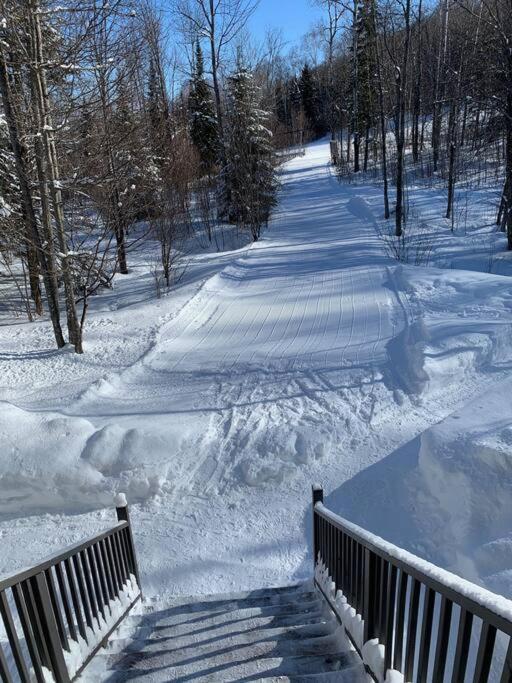Mont-Blanc Ski Inout Condo W Pool Beach Access Saint-Faustin Екстериор снимка