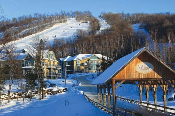 Mont-Blanc Ski Inout Condo W Pool Beach Access Saint-Faustin Екстериор снимка